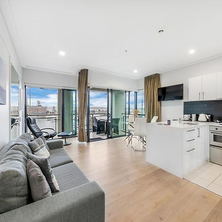 Exquisite Sun Soaked Corner Apartment 오클랜드 외부 사진